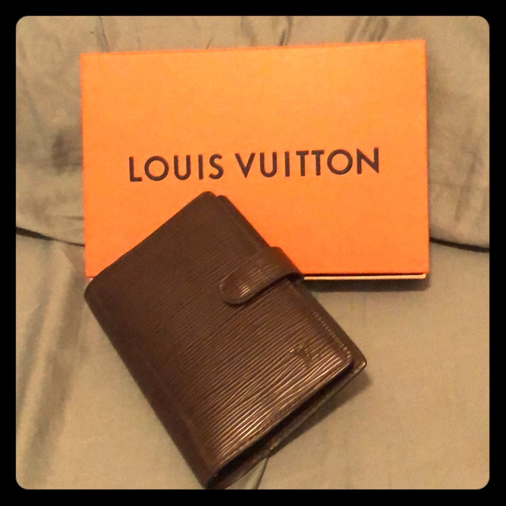 Authentic Louis Vuitton PM Epi Leather Agenda
